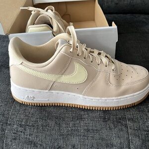 Women’s Air force’s 1’07